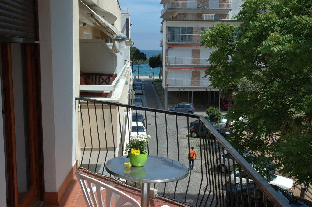 Hostal La Marina Platja d'Aro Kültér fotó